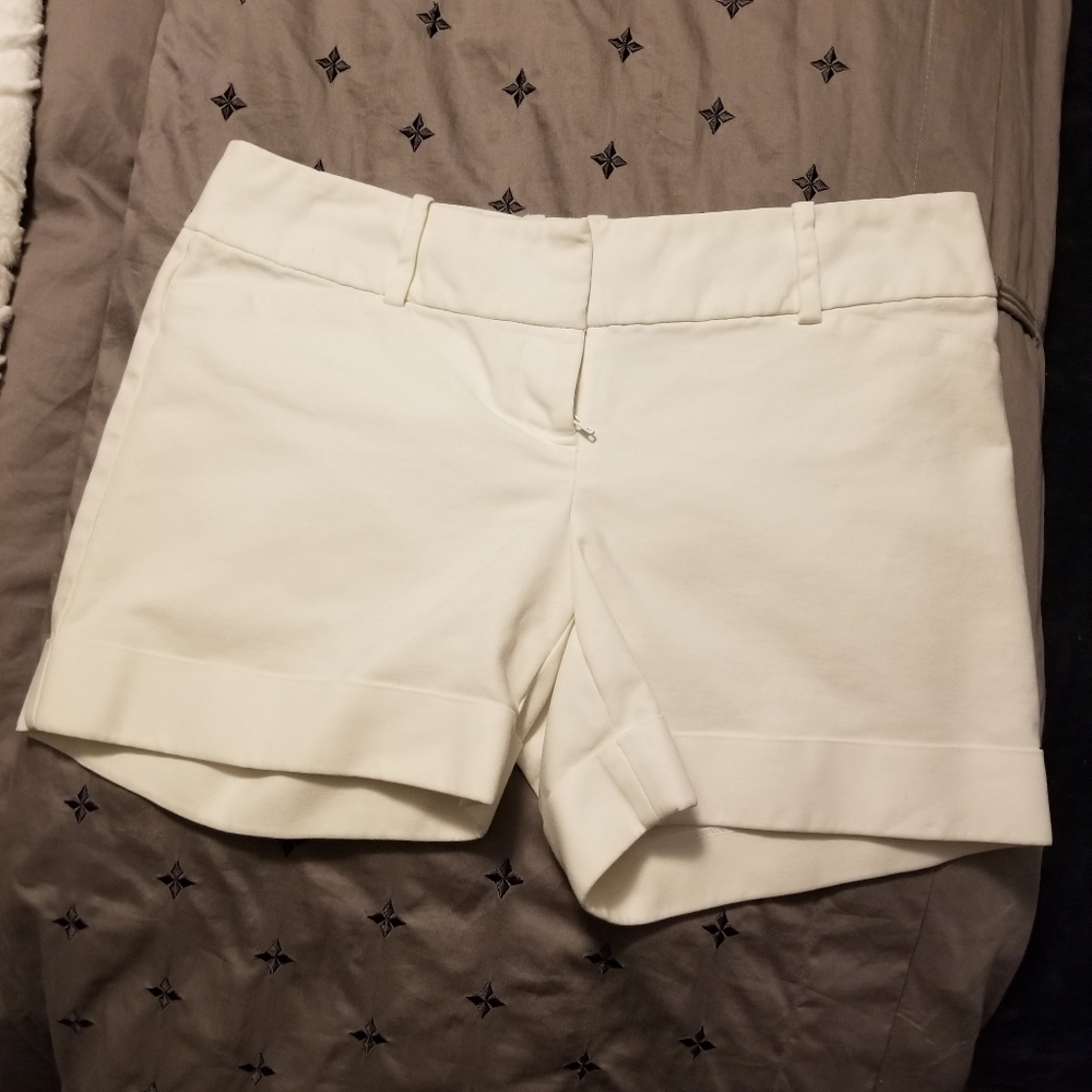 Classic White Cuffed Bottom Shorts